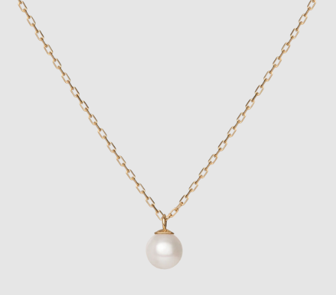 Simple Pearl Necklace