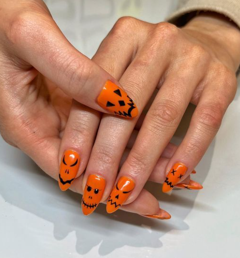 Simple Jack-o'-Lantern Halloween Nails