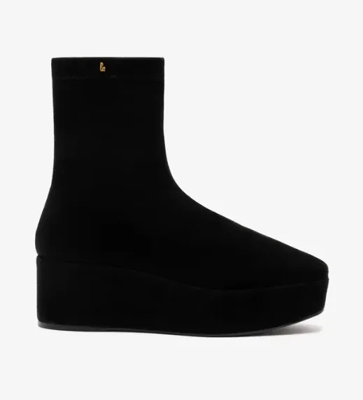 Shares Boot Obsessed With This Winter Shoe Trend? Larroudé Has It